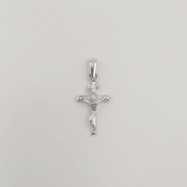 Crucifijo pequeño en plata 925 con acabado satinado (mate).