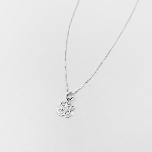 Collar trébol en plata 925
