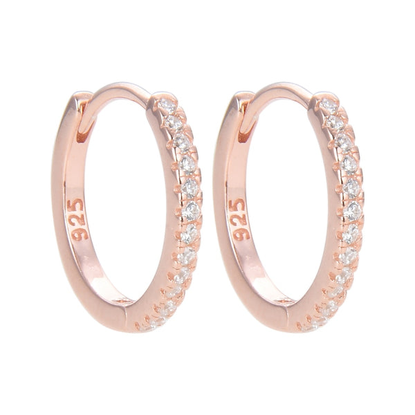 Argollas huggies con circones en plata 925 con baño de oro rosado