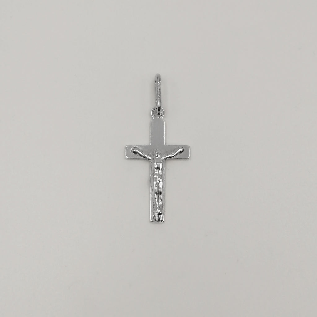  Crucifijo en plata 925 diseño sencillo.