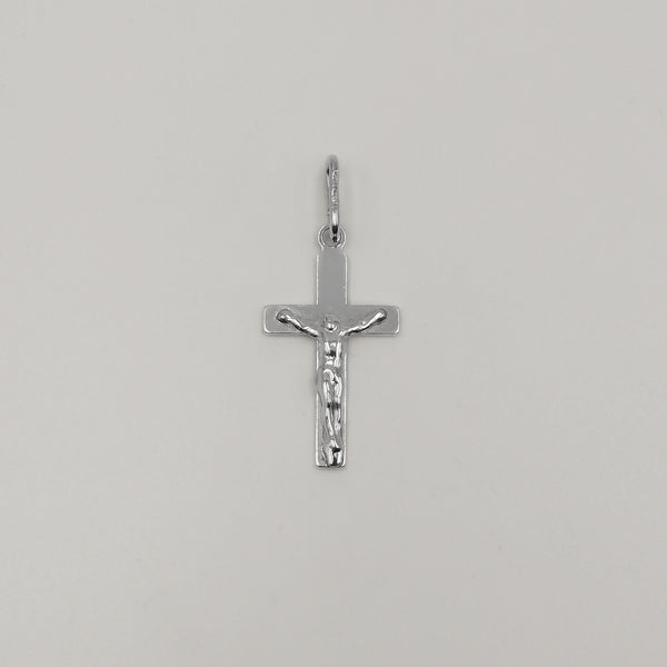  Crucifijo en plata 925 diseño sencillo.
