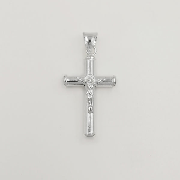 Crucifijo en plata 925 diseño tubular sencillo.