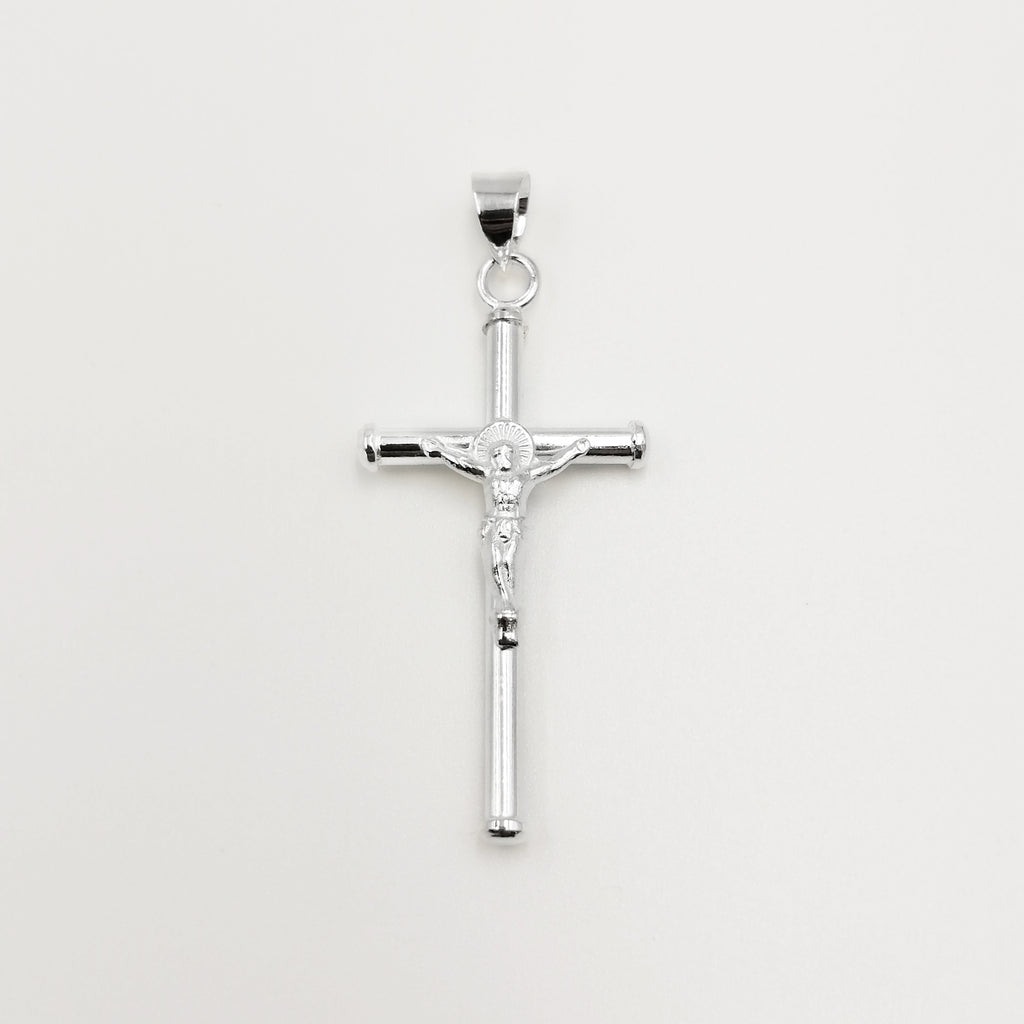 Crucifijo sencillo en plata 925 diseño tubular.