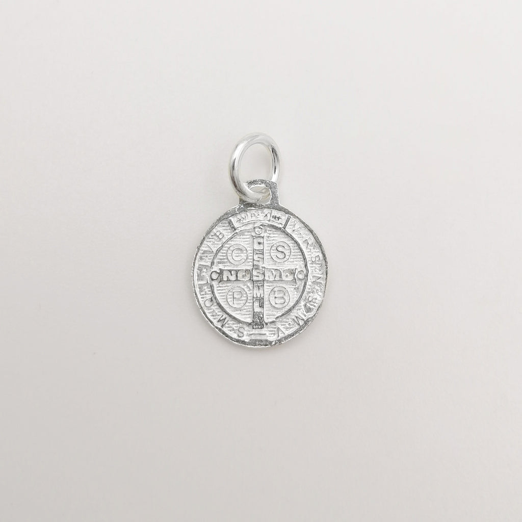 Medalla redonda en plata 925 de San Benito