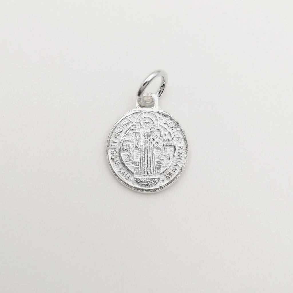 Medalla redonda en plata 925 de San Benito